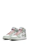 Jordan Nike Air  1 High Og Sneaker In Seafoam/ White/ Healing Orange