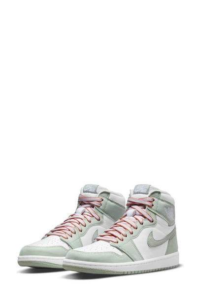 Jordan Nike Air  1 High Og Sneaker In Seafoam/ White/ Healing Orange