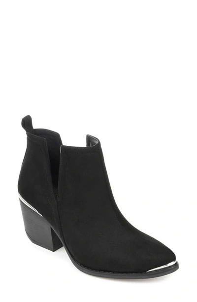 Journee Collection Issla Bootie In Black