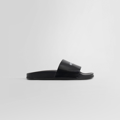 Vetements Open-toe Leather Slides In Black,white