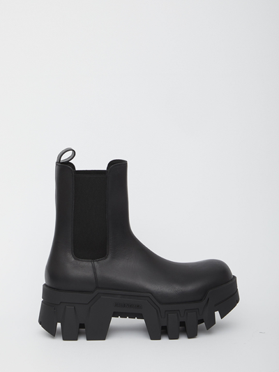 Balenciaga Men's Bulldozer Chelsea Boots In Black