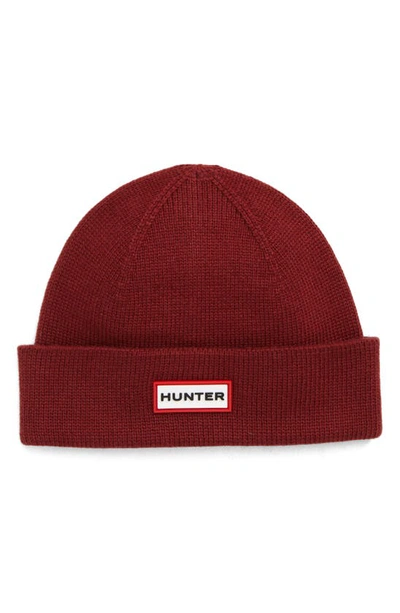 Hunter Cuffed Logo Beanie In Fall Red
