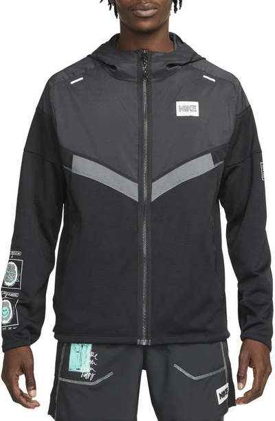 Nike Men's Windrunner D.y.e. Running Jacket In Black/ Iron Grey/ Light Menta