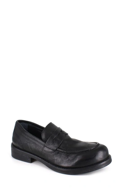 Zigi Maleah Loafer In Black