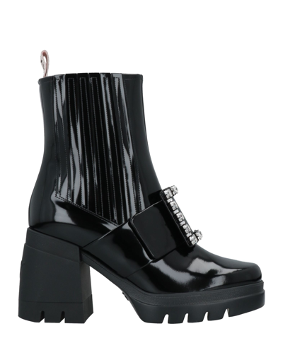 Roger Vivier Ankle Boots In Black