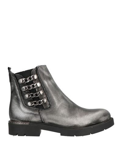 Valerio 1966 Ankle Boots In Grey