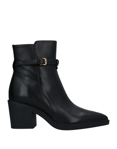 Baldinini Ankle Boots In Black