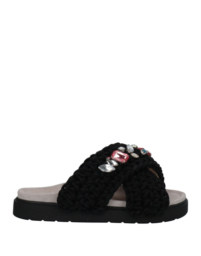 Inuikii Sandals In Black