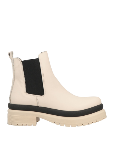 Baldinini Ankle Boots In White