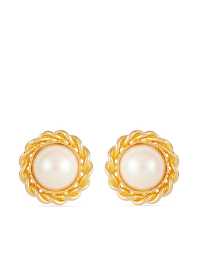 Pre-owned Susan Caplan Vintage 1990s Faux Pearl Clip-on Earrings In Gold