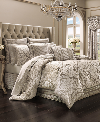 J Queen New York Bel Air 4-pc. Comforter Set, King In Sand