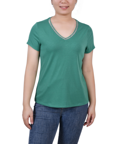 Ny Collection Petite Short Sleeve T-shirt With Stone Details In Emerald