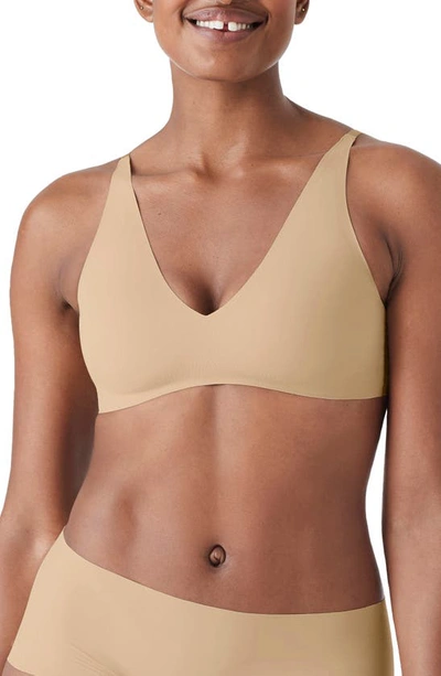 True & Co. True Body Lift Wireless Hook Back Plunge Bra In Desert