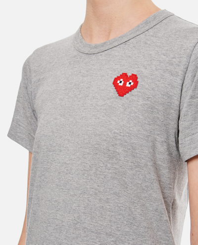 Comme Des Garçons Play Logo-print Cotton T-shirt In Grey