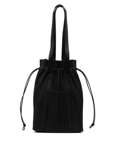 Issey Miyake Fully-pleated Drawstring Tote Bag In Black