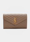 Saint Laurent Monogramme Large Grain De Poudre Wallet On Chain In Taupe