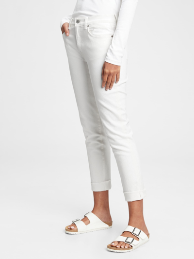 Gap Mid Rise Girlfriend Jeans With Washwell In White