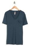 Go Couture Deep V-neck Boyfriend Tee In Skydiver