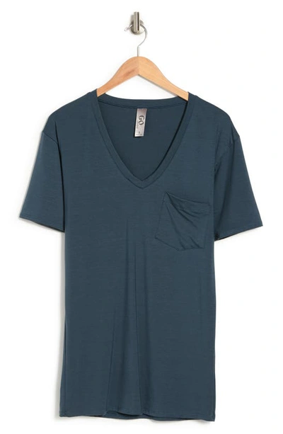 Go Couture Deep V-neck Boyfriend Tee In Skydiver