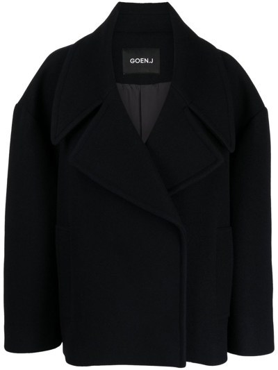 Goen J Double-breasted Cropped Coat In Black