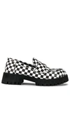 Steve Madden Lawrence Loafer In Black & White