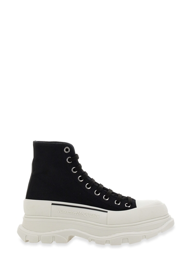 Alexander Mcqueen Tread Slick Boots In Black