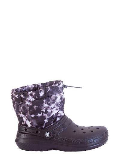 Crocs Tye Dye Lined Boot In Black