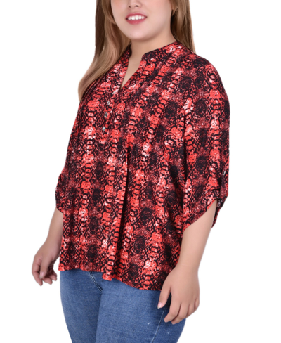 NY COLLECTION PLUS SIZE 3/4 ROLL TAB SLEEVE Y-NECK TOP