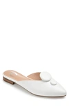 Journee Mallorie Almond Toe Mule In White