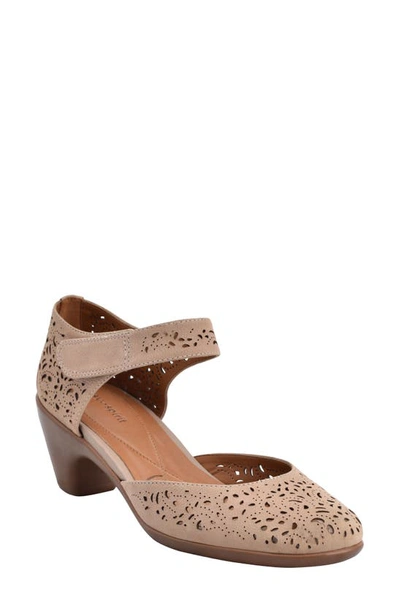 Easy Spirit Secindie Mary Jane Pump In Taupe Nubuck