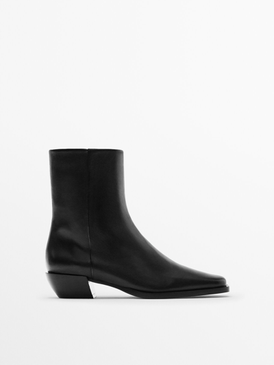Massimo Dutti Leather Square-toe Flat Ankle Boots In Black