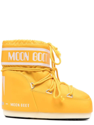 Moon Boot Logo印花系带短靴 In Yellow