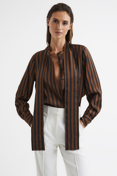 Reiss Savannah In Brown