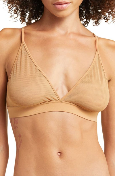 Nude Barre 10 Am Mesh Wireless Bra In 11am