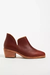 NISOLO EVERYDAY ANKLE BOOTIES