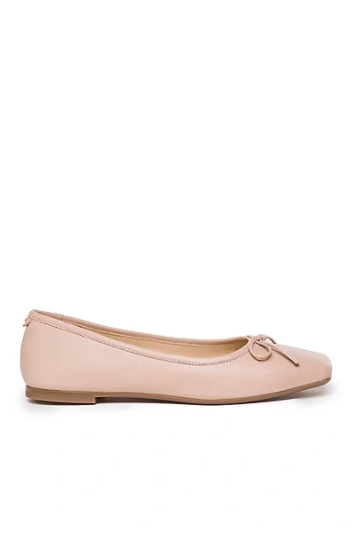 Bernardo Gwynn Leather Bow Ballerina Flats In Blush