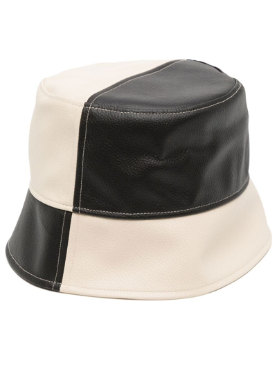 D'estree Two-tone Bucket Hat In 101 Black/off White