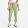 Nike Tech Fleece Joggers In Alligator/black