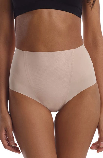 Commando Zone Smoothing Brief In Tnu-beige