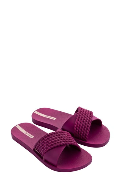 Ipanema Street Ii Slide Sandal In Pink/ Dark Pink