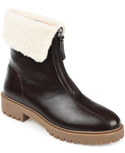 Journee Collection Women's Fynn Booties In Brown