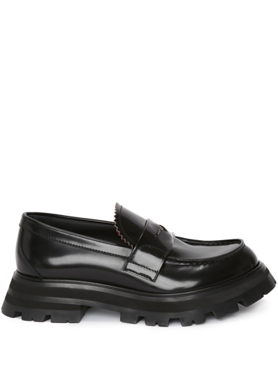 Alexander Mcqueen Embroidered-logo Detail Loafers In Black
