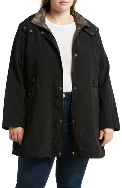 Gallery Water Resistant Rain Jacket In Black