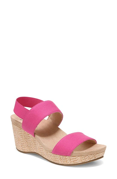 Lifestride Delta Wedge Sandal In French Pink Fabric