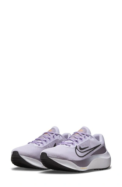 Nike Zoom Fly 5 Running Shoe In Barely Grape/black-c