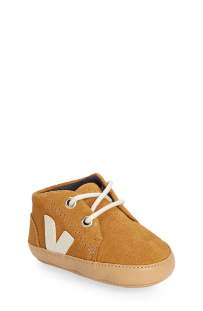 Veja Kids' Crib Sneaker In Camel Pierre
