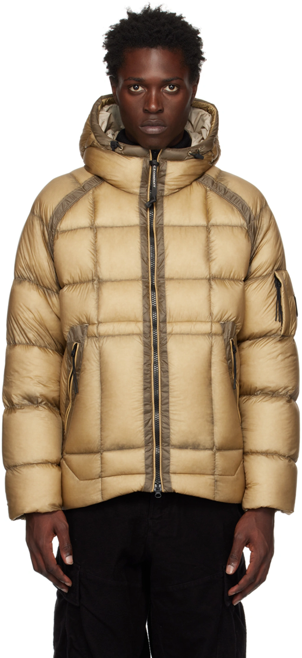 HIGH DENSITY NYLON HOODED JACKET ブラウン HIGH DENSITY NYLON HOODED JACKET ブラウン