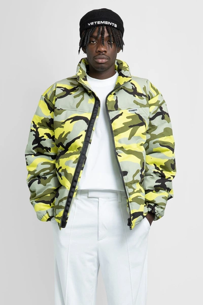 Vetements Neon Camouflage Print Tech Down Jacket In Grey,yellow,green