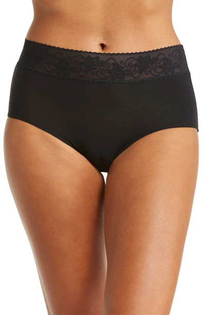 Wacoal Comfort Touch Lace-trim Briefs In Black