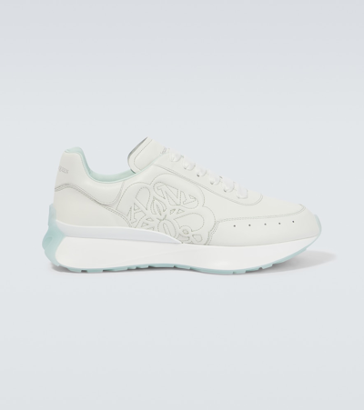 Alexander Mcqueen Sprint Runner Leather Trainers In White,green